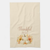 Fall Pumpkins & Sonnenblumen | Eleganter Erntedank Geschirrtuch (Vertikal)