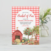 Fall Red Gingham Bushel of Fun Birthday Einladung (Stehend Vorderseite)