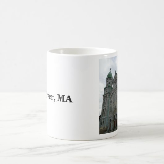 Fall River, MA Historische Gotische Kirche Kaffeetasse (Mittel)