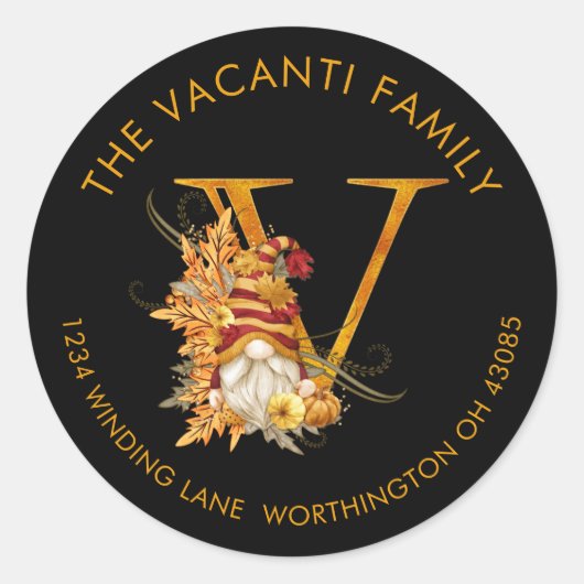 Fall-Saison Gnome Monogram Letter V-Adressenaufsch Runder Aufkleber (Vorderseite)