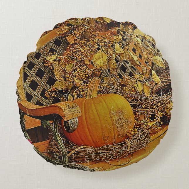 Fall Szene - Pumpkin und Bittersweet Vine auf der  Rundes Kissen (Vorderseite)