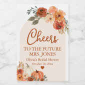 Fall Terracotta Pumpkin Future Mrs. Brautparty Weinetikett (Einzelnes Label)