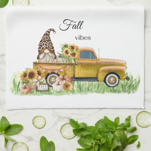 Fall Vibes Leopard Gnome Gelbe Lieferwagen Geschirrtuch (Gefaltet)