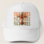 Fall Vibes und Cross Trucker Hat Truckerkappe (Vorderseite)