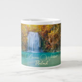 Fall View von Erawan Wasserfall Thailand Jumbo-Tasse (Vorderseite)