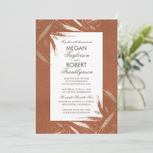 Fall Weizen Gold und Orange Rustikale Hochzeit Einladung (Stehend Vorderseite)