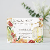 Fall White Pumpkin Floral Burgundy Wreath Wedding RSVP Karte (Stehend Vorderseite)