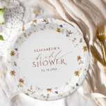 Fall Wildblume Elegantes Brautparty Pappteller<br><div class="desc">Das Design der Wildblume Elegant Brautparty Paper Tellers ist eine faszinierende Mischung aus Eleganz und böhmischem Charme. Jedes Element dieses Designs wurde sorgfältig erstellt, um ein Gefühl von ätherischer Schönheit zu wecken und den fröhlichen Anlass eines Brautparty zu feiern. Die Teller sind mit einer aufwändigen Anordnung von zarten Blumenmotiven geschmückt,...</div>