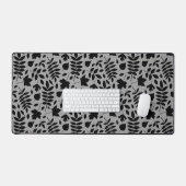 Fallen Blätter Big Pattern Black auf Grau Schreibtischunterlage (Tastatur & Maus)