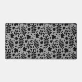 Fallen Blätter Big Pattern Black auf Grau Schreibtischunterlage (Vorderseite)