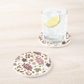 Fallen Blätter Muster Herbstfarben auf Weiß Getränkeuntersetzer (Seite)