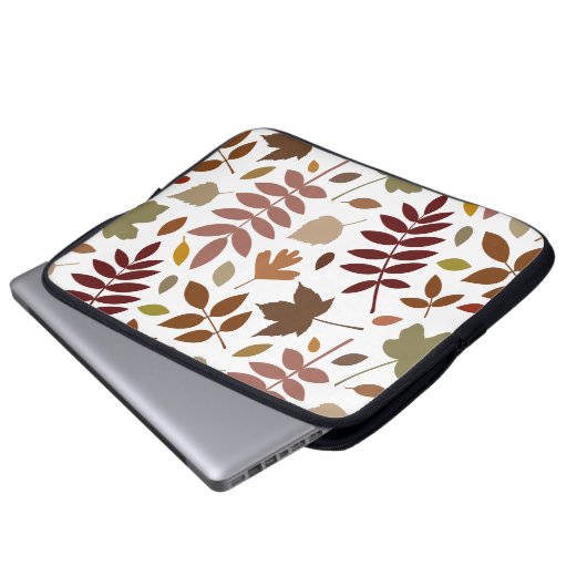 Fallen Blätter Muster Herbstfarben auf Weiß Laptopschutzhülle (Vorne Knopf)