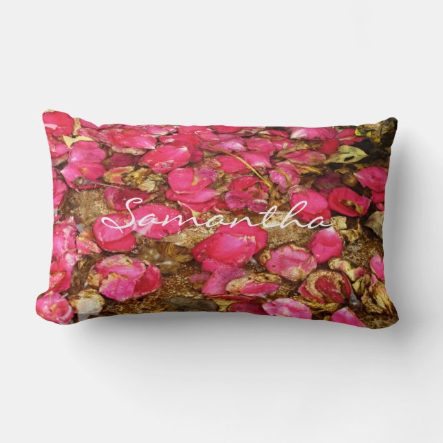 Fallen Rose Petals Lumbar Pillow Lendenkissen (Vorderseite)