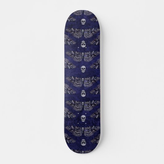 Fallend Totschlucht Moth and Skulls Skateboard (Vorne)