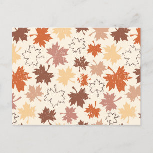 Fallende Blätter im natürlichen Erdherbstdesign Postkarte
