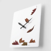 Fallende Blätter Quadratische Wanduhr (Winkel)