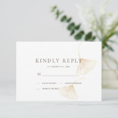 Fallende Gold Ginkgo Blätter Hochzeit RSVP Card Karte (Stehend Vorderseite)