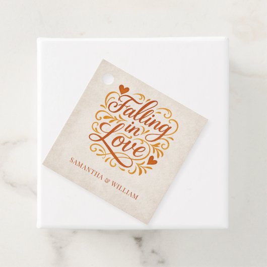 Fallende in der Liebe Moderne Herbsthochzeit Geschenkanhänger (Beispiel)