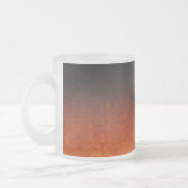 Fallende Orange- und Schwarz-Glitzer-Gradient Mattglastasse (Links)