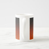 Fallende Orange- und Schwarz-Glitzer-Gradient Porzellantasse (Rückseite)