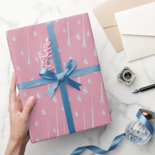 Fallende Raindrops Niedliche Regentage Rose Rosa Geschenkpapier (Schenken)
