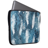Fallende weiße Federn, blaue Wasserfarbe. Laptopschutzhülle (Vorne Rechts)
