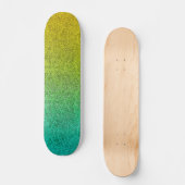Fallender Glitzer des Sonnenaufgangs im Ozean Skateboard (Vorderseite)