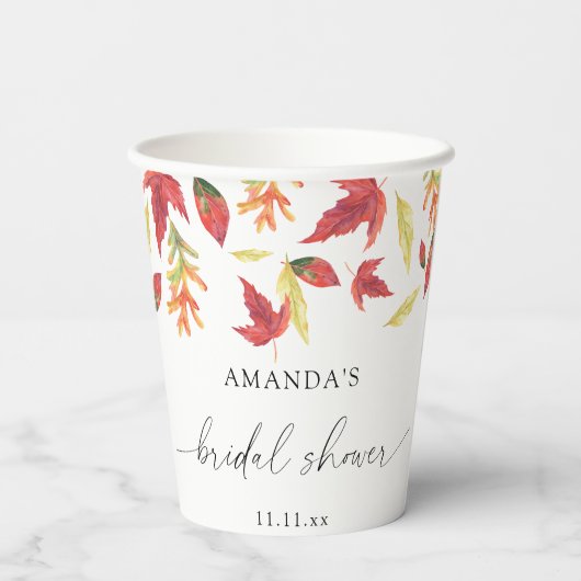Fallendes Blätter Brautparty Pappbecher (Rückseite)