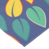 Fallendes Muster für grüne und gelbe Blätter Tischdecke (Schrägansicht)