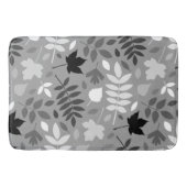 Fallfarbene Blätter Monochrome Muster auf Grau Badematte (Vorderseite)