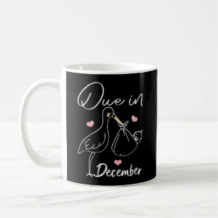 Fällig im Dezember Lustiger Schwan trägt ein süßes Kaffeetasse
