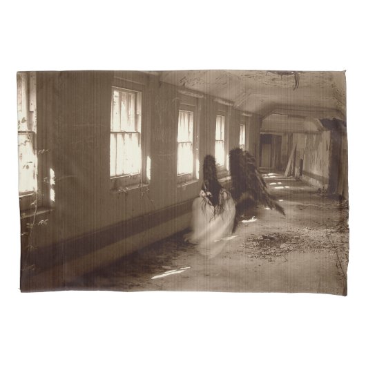 Falling Asylum Angel Kissenbezug (Vorderseite)