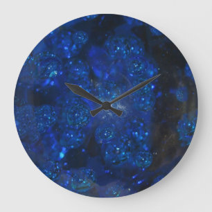 Falling Blue Glass Bubbles Große Wanduhr