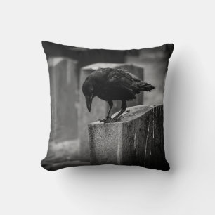 Falling Friedhof Crow Kissen