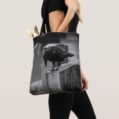 Falling Friedhof Crow Tasche (Von Nahem)