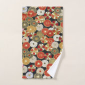 Falling Golden Chrysanthemums Badhandtuch Set (Handtuch)
