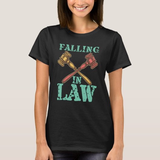 Falling In Law for Aspiring Lawyers and Law Studen T-Shirt (Vorderseite)