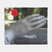 Falling Silent Prayer Fleecedecke (Vorderseite (Horizontal))