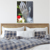 Falling Silent Prayer Leinwanddruck (Insitu (Schlafzimmer))