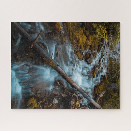 Falling Water 520 Stück Puzzle (Horizontal)