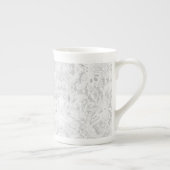 Falling White Lace Porzellantasse (Rechts)