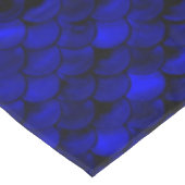 Falln Dark Blue Mermaid Scales Tischdecke (Schrägansicht)