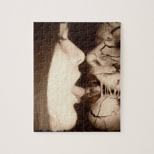 Falln Embrace Puzzle (Vertikal)