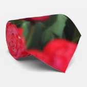 Fallner Teppich von Crimson Tulips Krawatte (Gerollt)