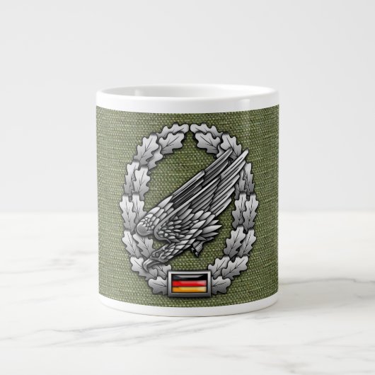 Fallschirmjägertruppe Barettabzeichen Jumbo-Tasse (Vorderseite)