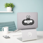 Fallschirmspringerabzeichen, Meister Aufkleber (Laptop auf Schreibtisch)