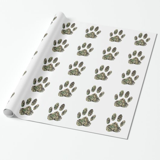 Falsche Camouflage Dog Paw Print Geschenkpapier (Ungerollt)