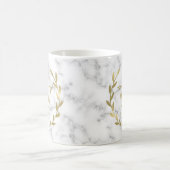 Falsche Goldfolien-Monogramm auf Marmortextur Kaffeetasse (Mittel)