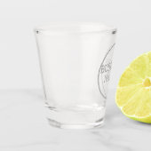 Falsche gravierte Schrift Bar Geschäftname Schnapsglas (Links)