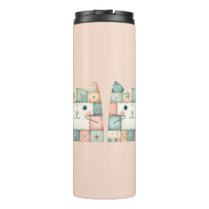 Falsche Patchwork-Pastell-Hütte-Kitty-Gesicht Rosa Thermosbecher